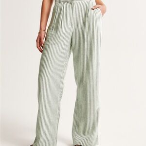 Abercrombie & Fitch Green Women's Pants